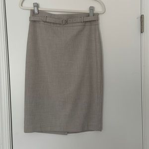 Ann Taylor pencil skirt with belt. Size 0.